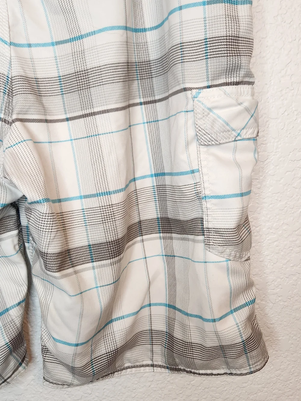 O'neill plaid board shorts men size 36 gray white turquoise swin trunks